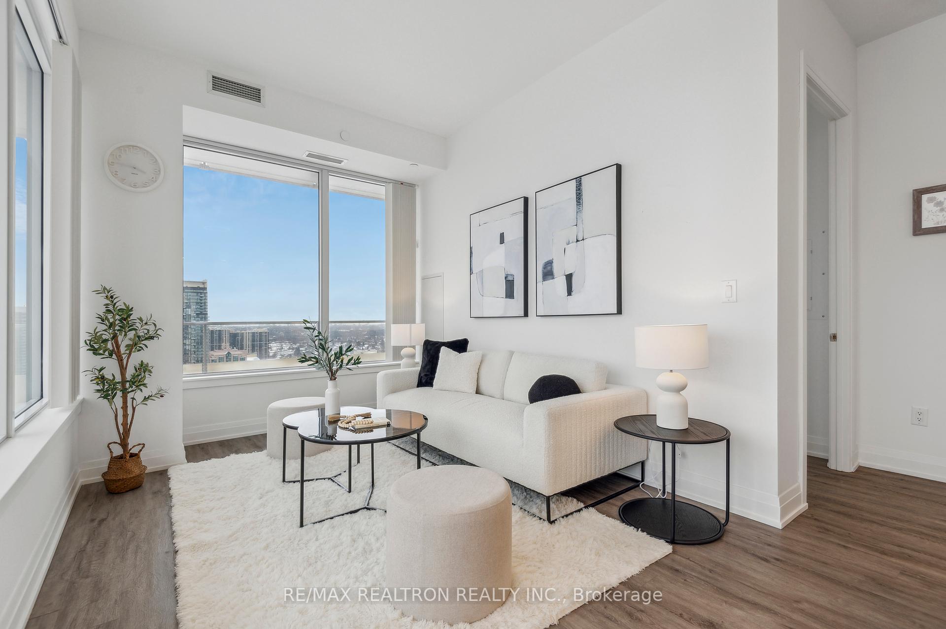 2 Bedrooms Condo at 75 Canterbury, Toronto For sale