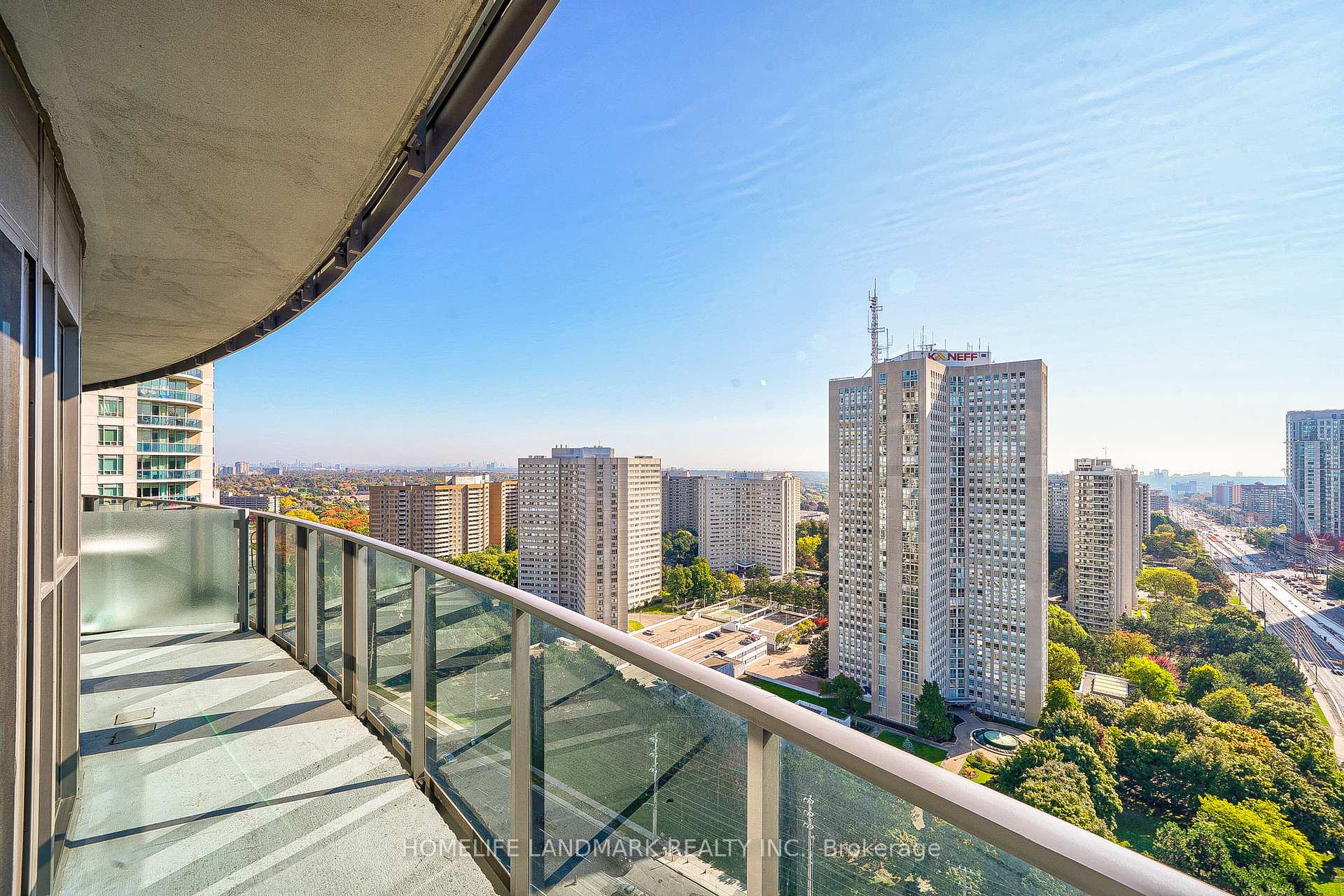 1 Bedroom Condo at 60 Absolute,  Mississauga For sale