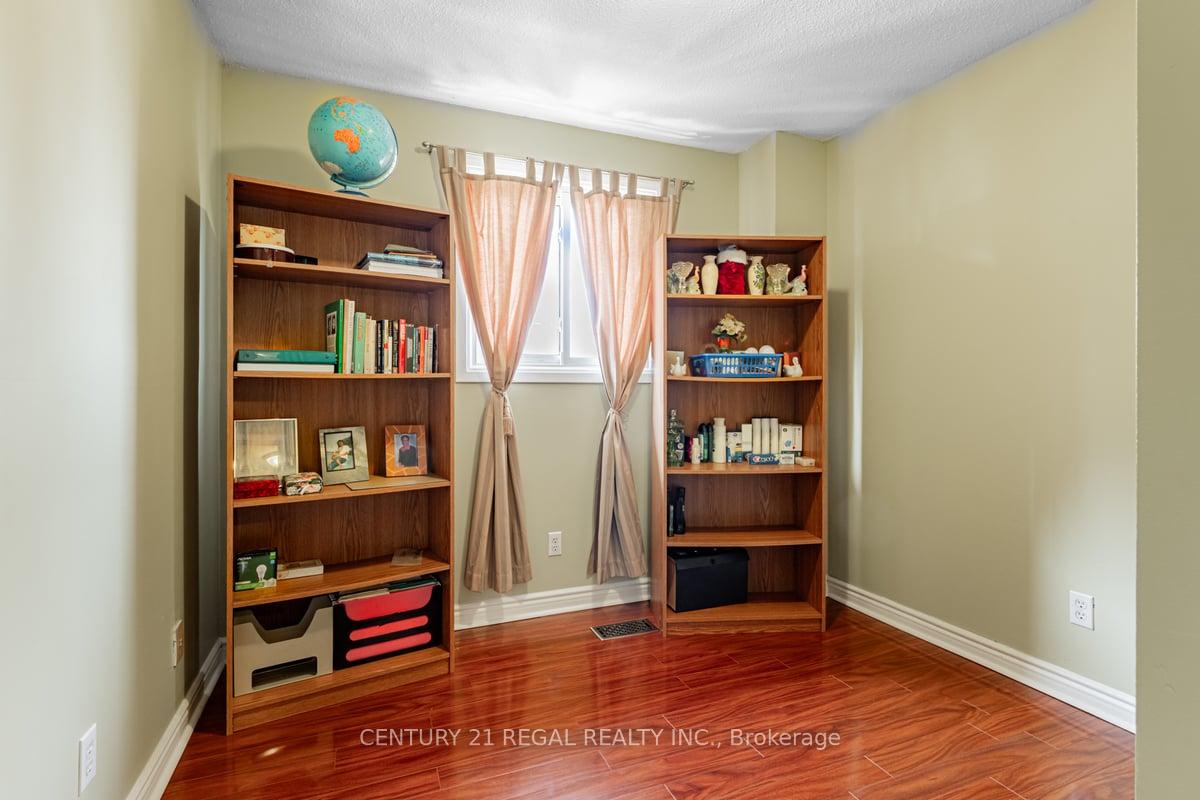 3 Bedrooms Condo at 2359 Birchmount, Toronto For sale