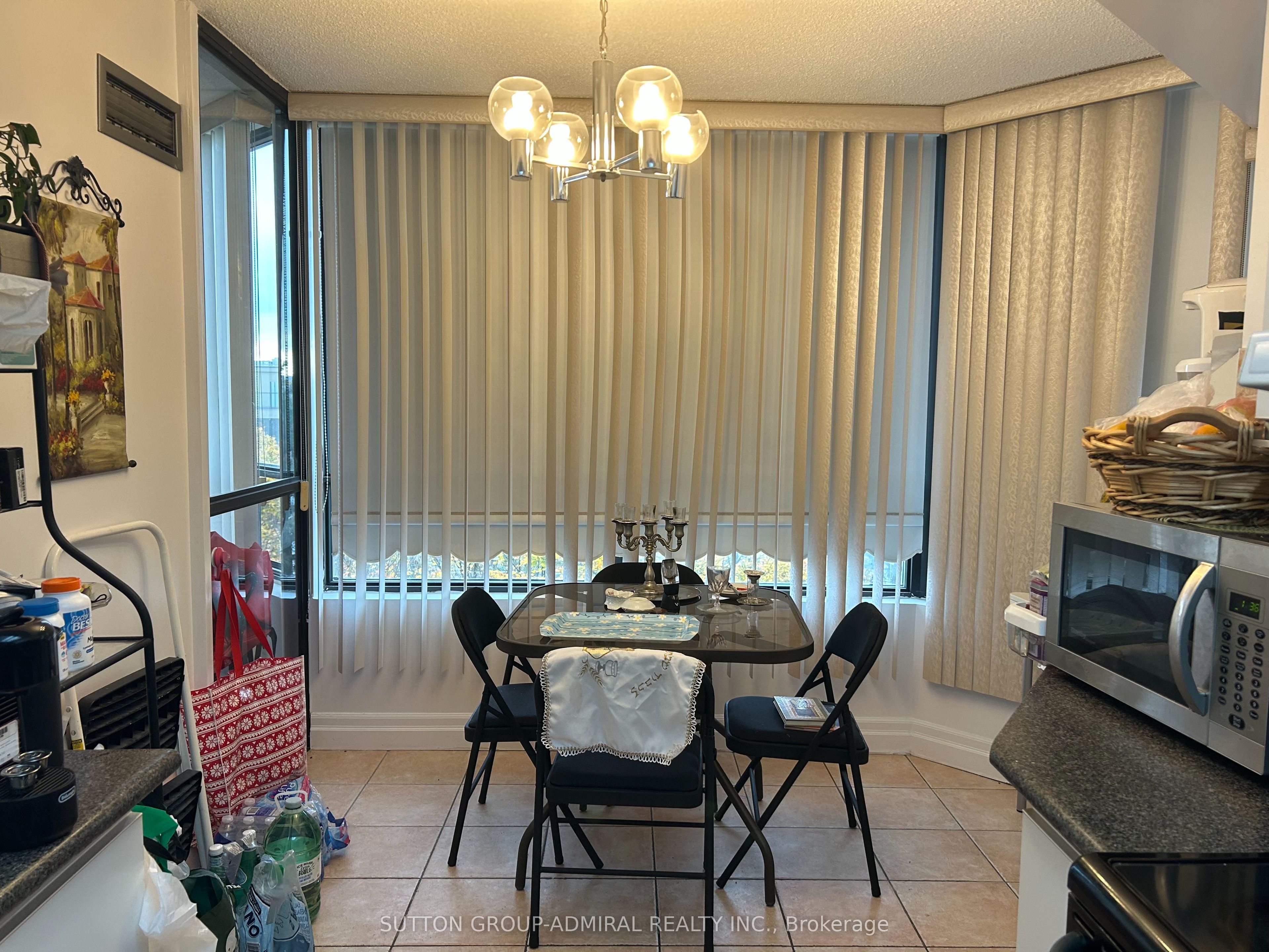 7420 BATHURST Street, #509
