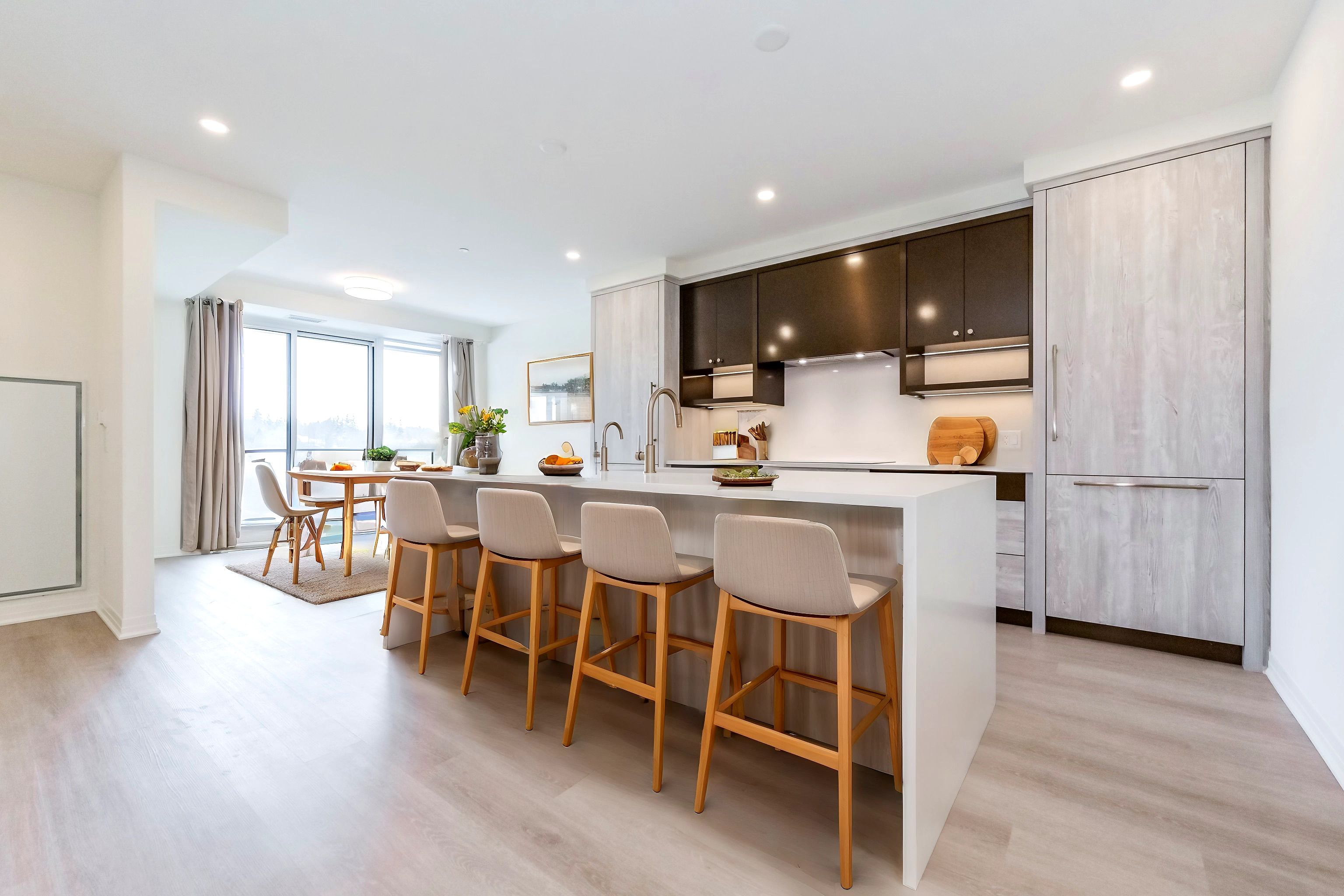 6523 Wellington 7 Road 402