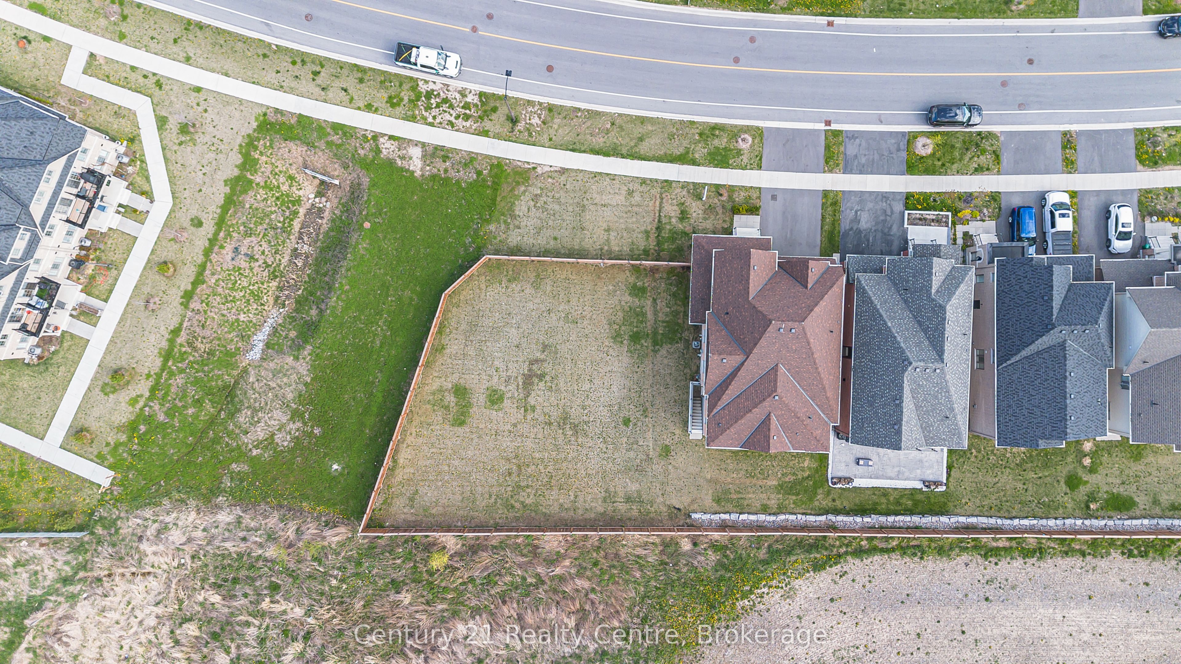 280 Windfields Farm Drive W