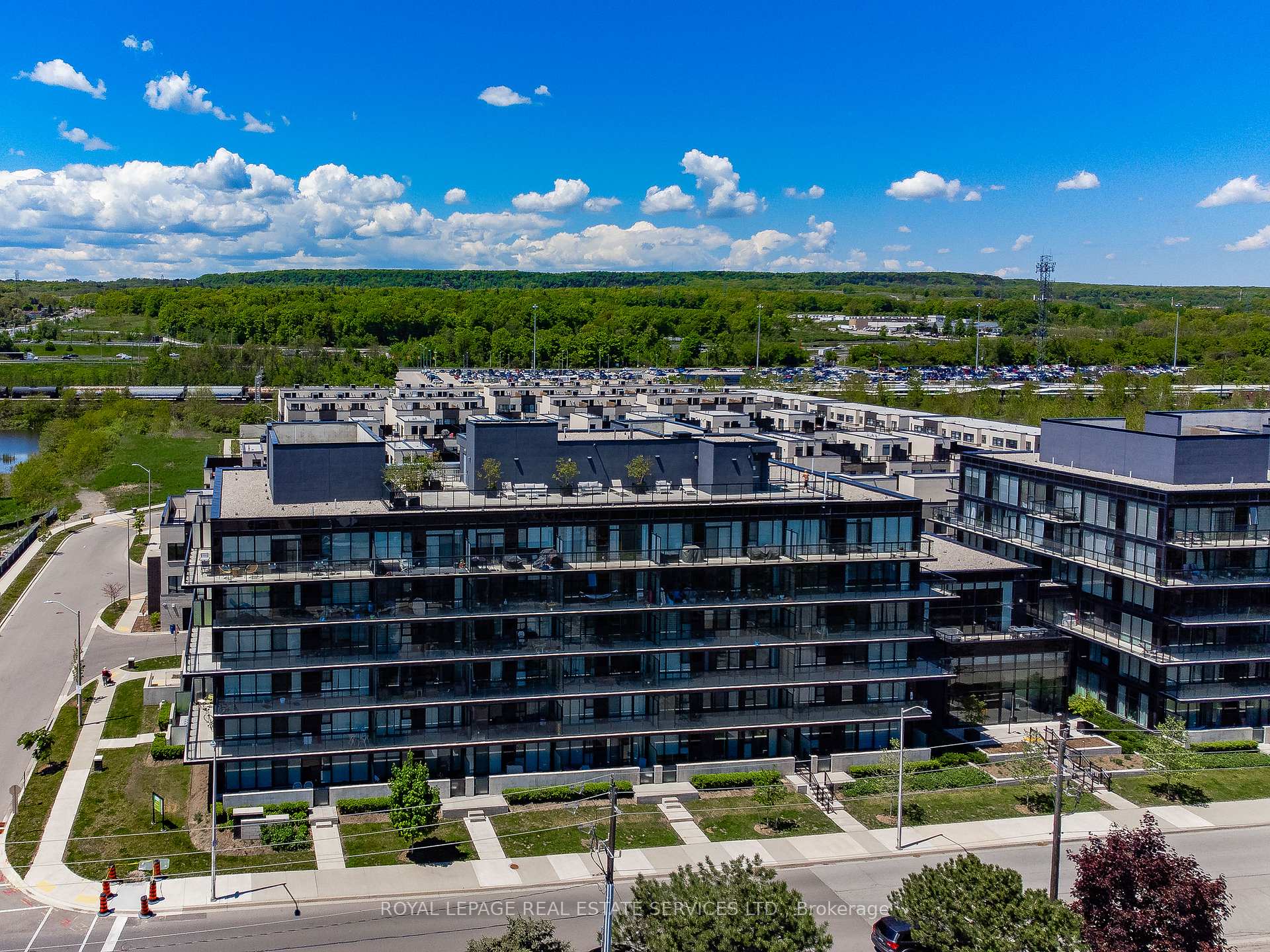 1 Bedroom Condo at 1117 Cooke, Burlington For sale