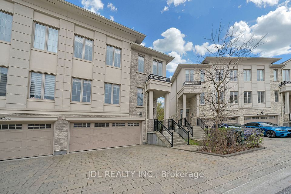 28 Plowman Lane, Richmond Hill, ON L4S 0G4