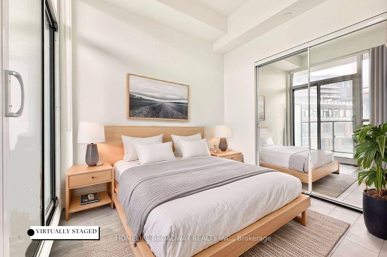 2 Bedrooms Condo at 38 Iannuzzi,  Toronto For sale