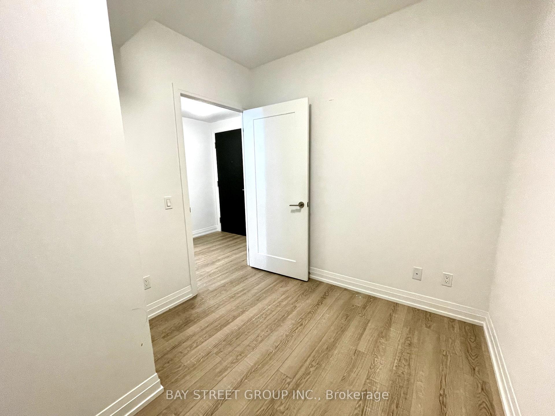 2 Bedrooms Condo at 286 Main, Toronto For sale