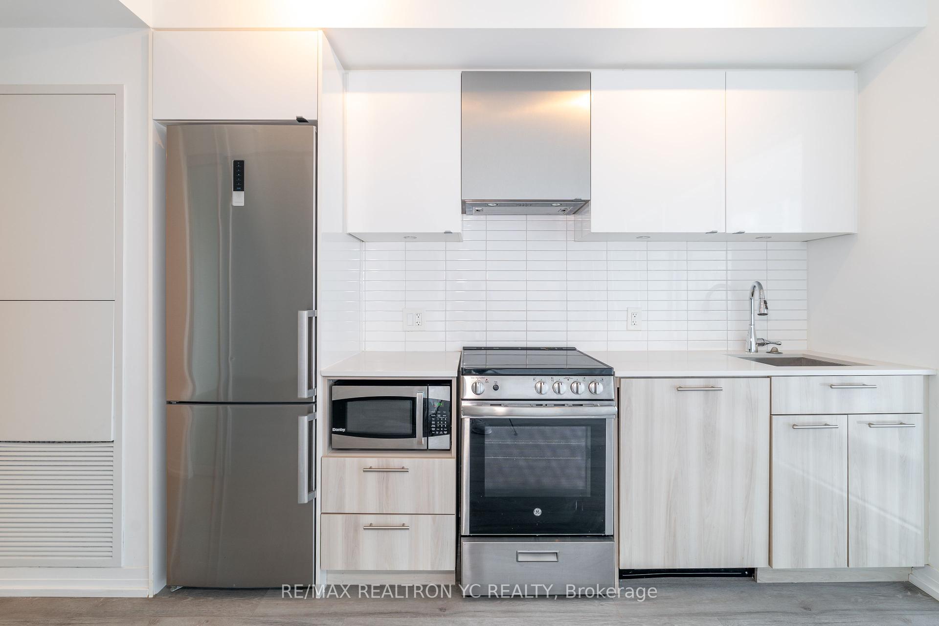 1 Bedroom Condo at 251 Jarvis,  Toronto For sale