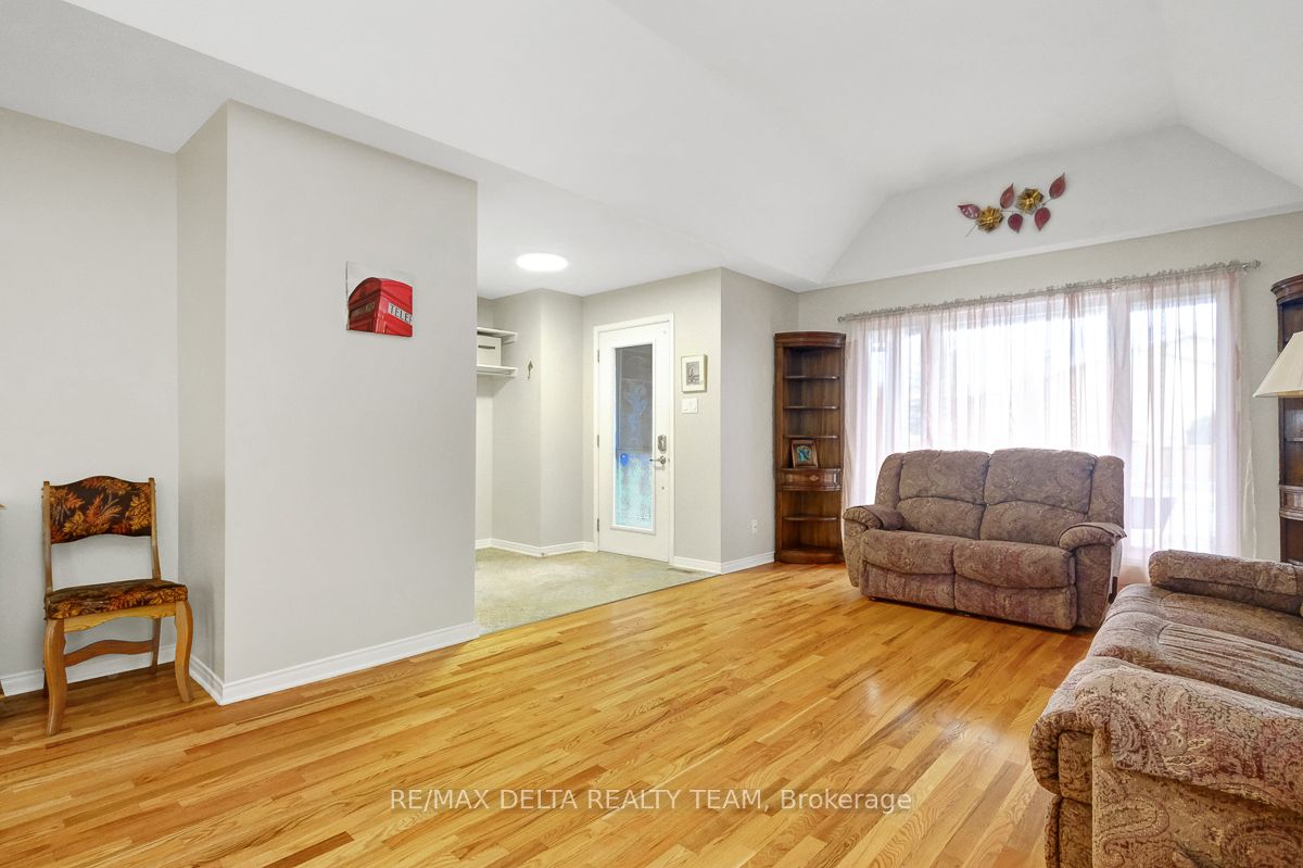 1666 Sunview Drive