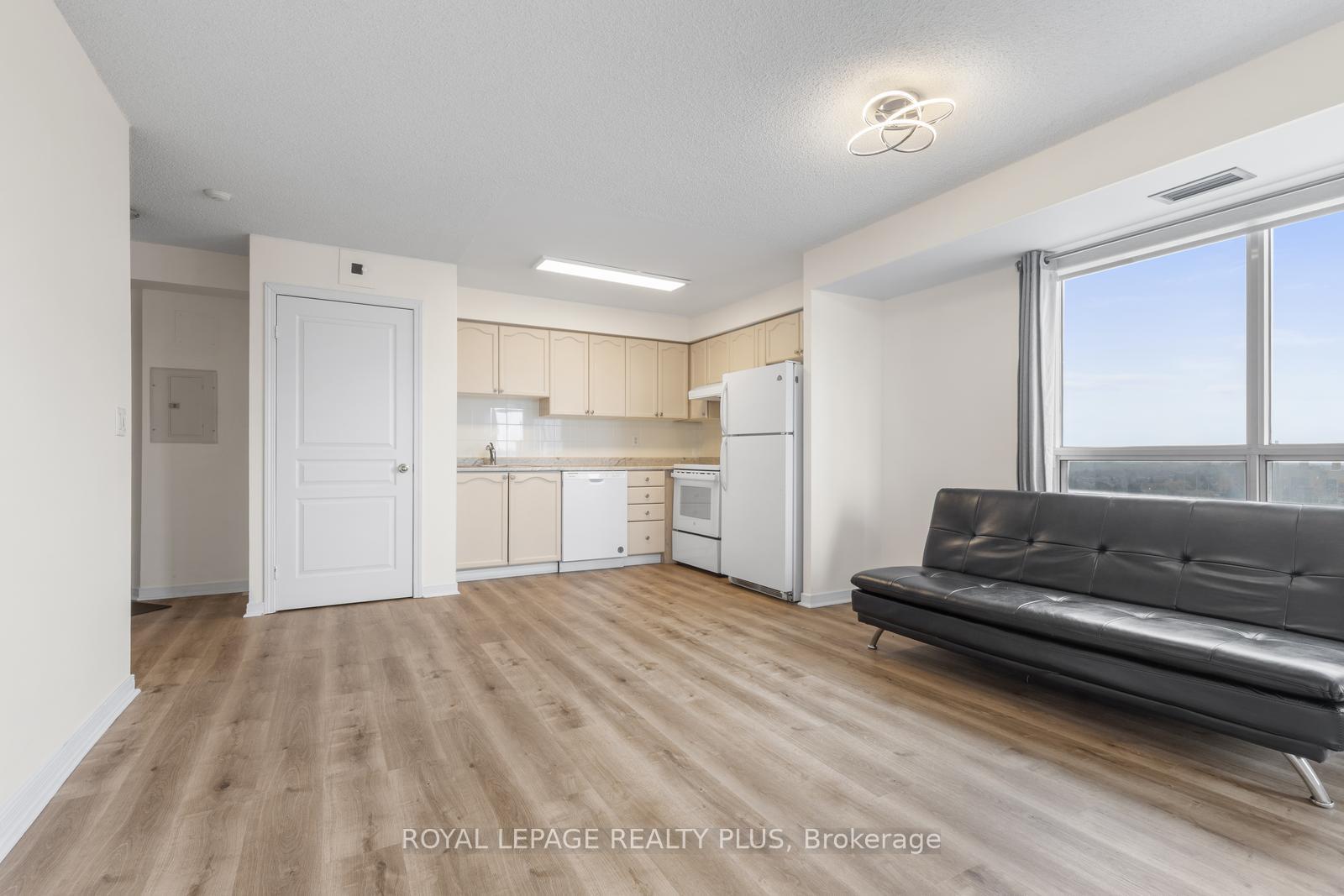 1 Bedroom Condo at 2545 Erin Centre,  Mississauga For sale