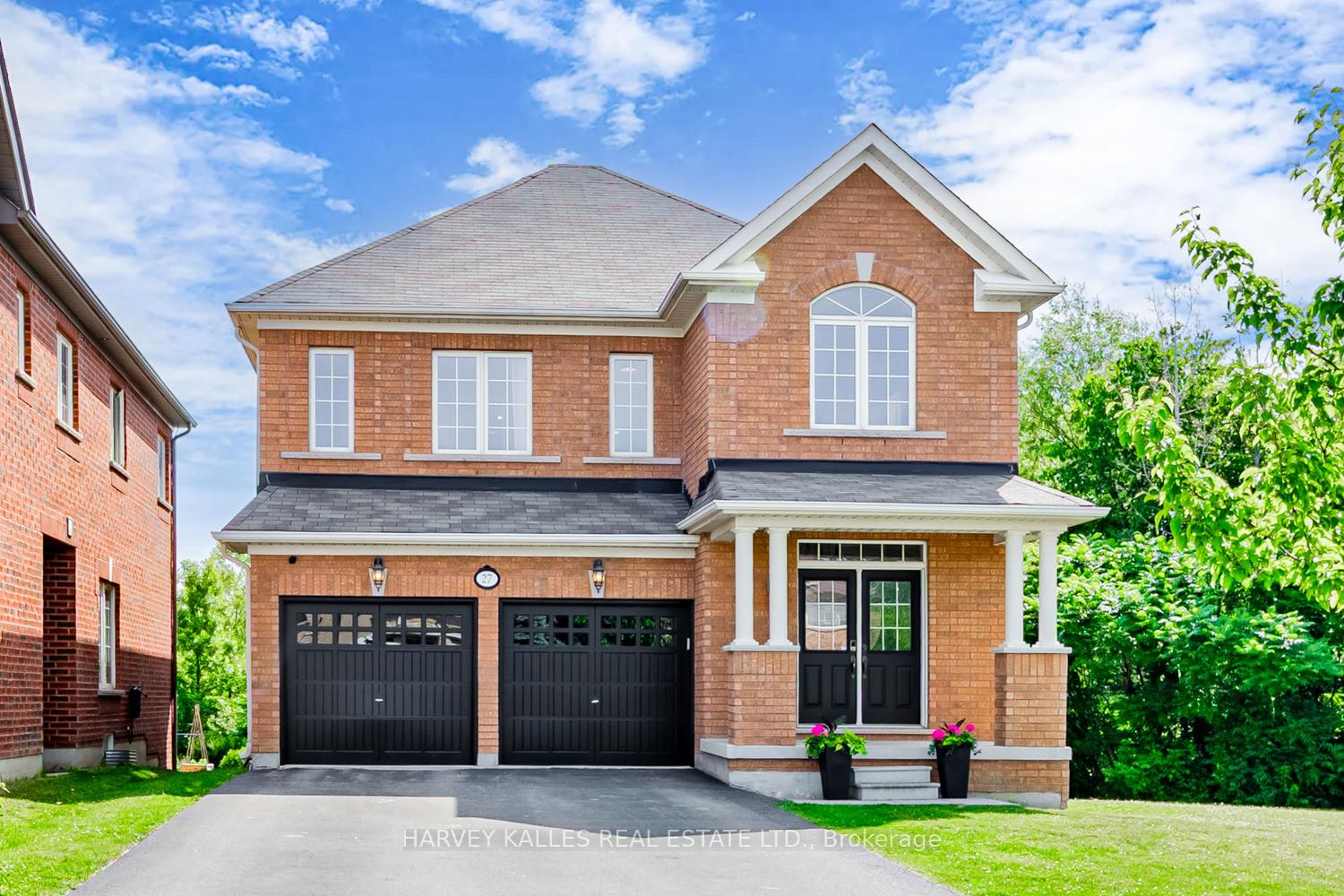 27 Rock Elm Court