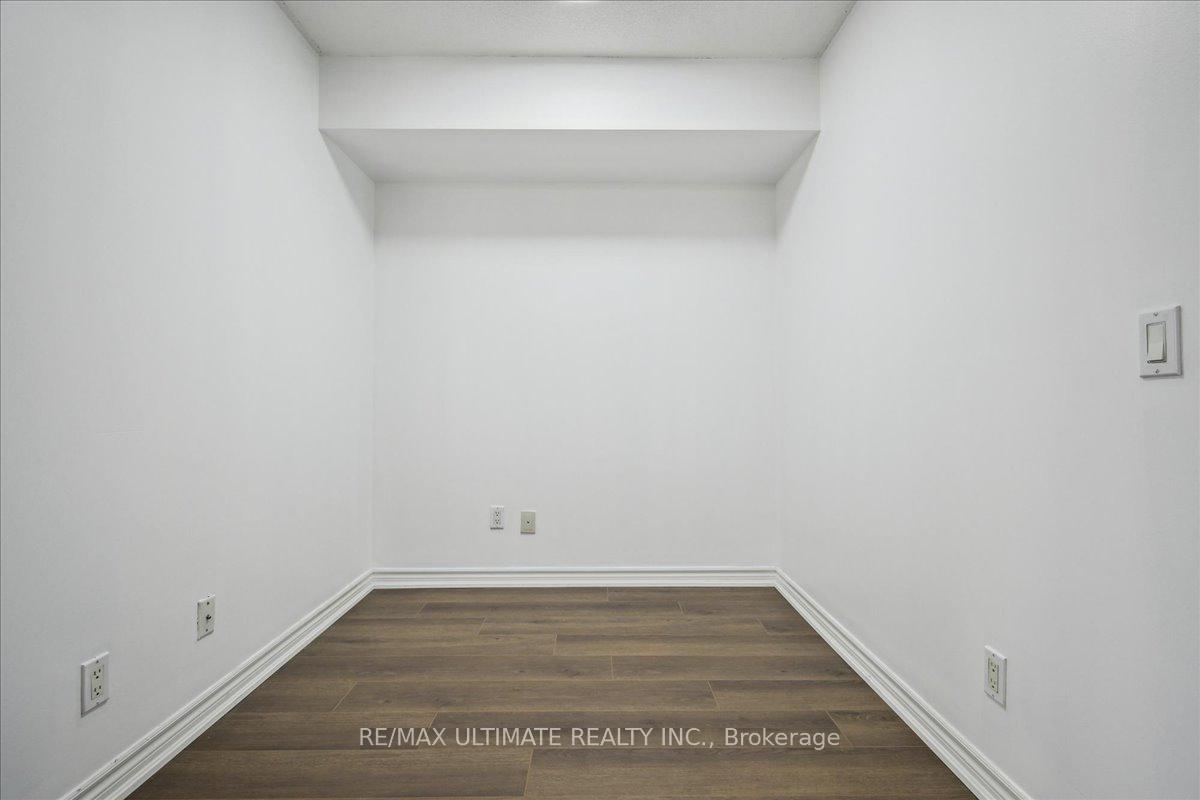 1 Bedroom Condo at 2365 Central Park, Oakville For sale