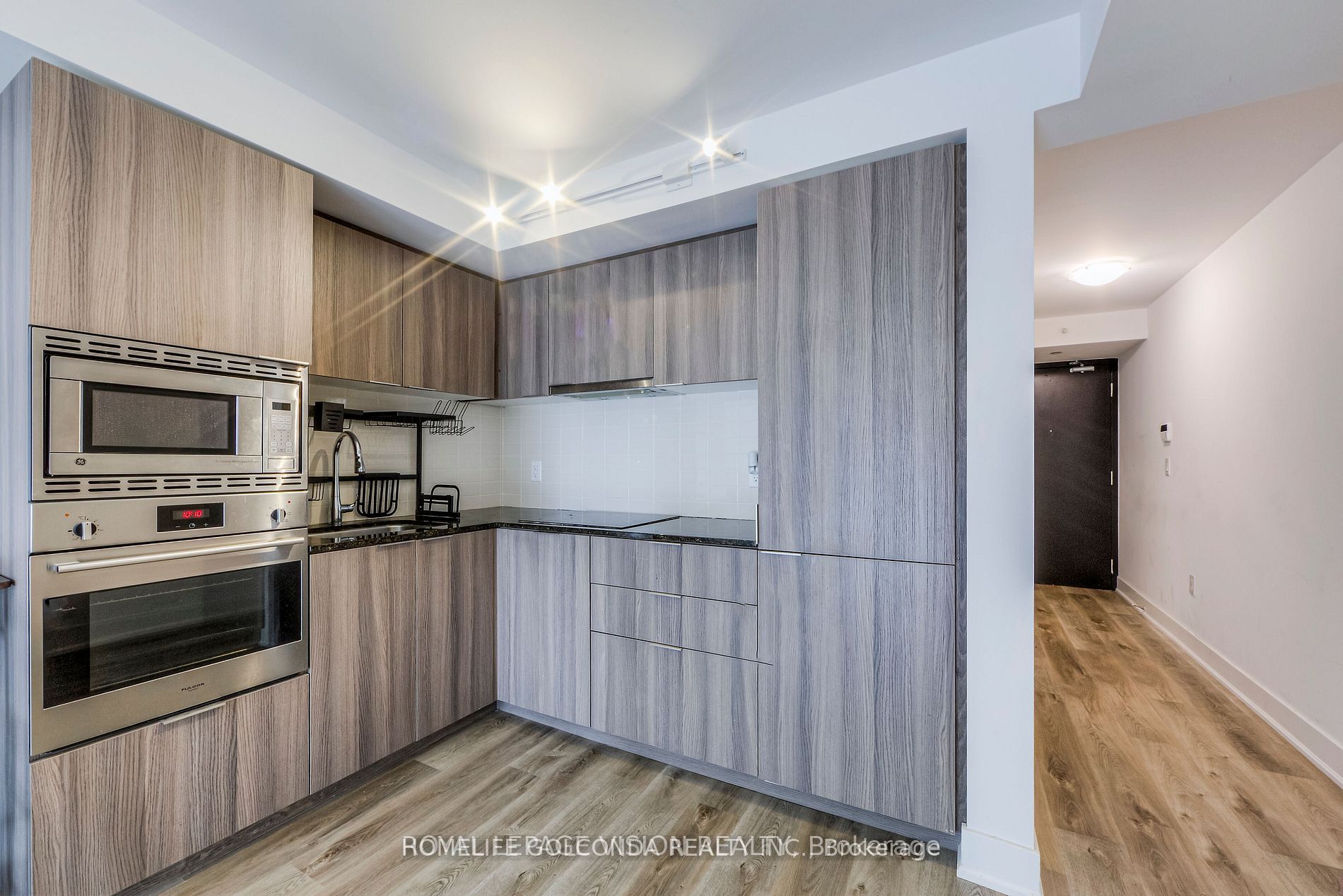 955 Bay Street, #1419