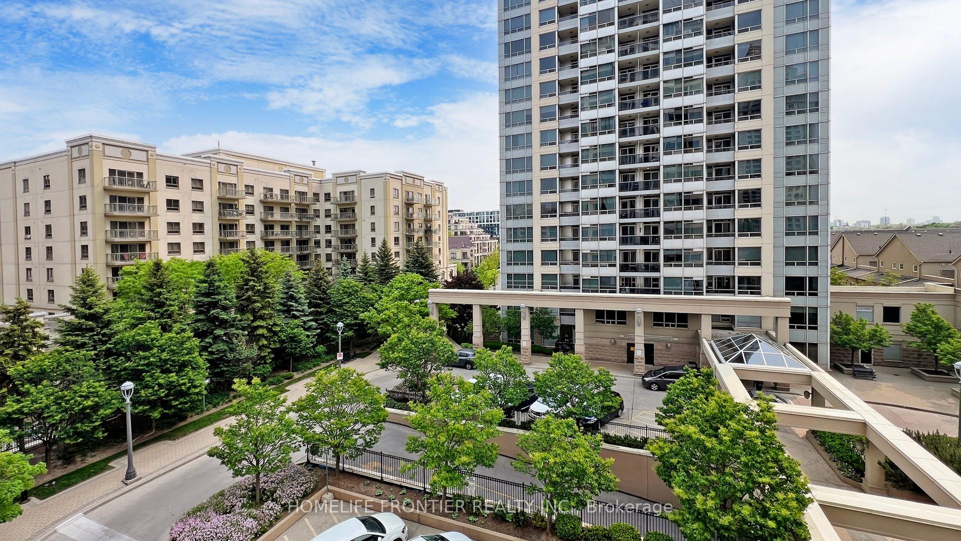 1 Bedroom Condo at 2 Rean, Toronto For sale