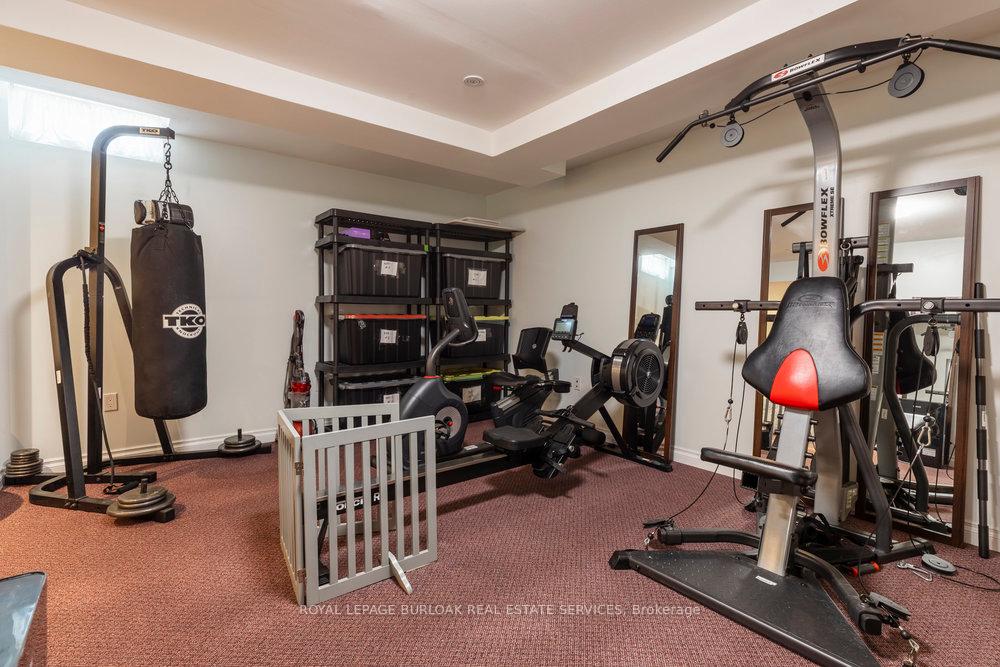 3 Bedrooms Condo at 441 Stonehenge, Hamilton For sale