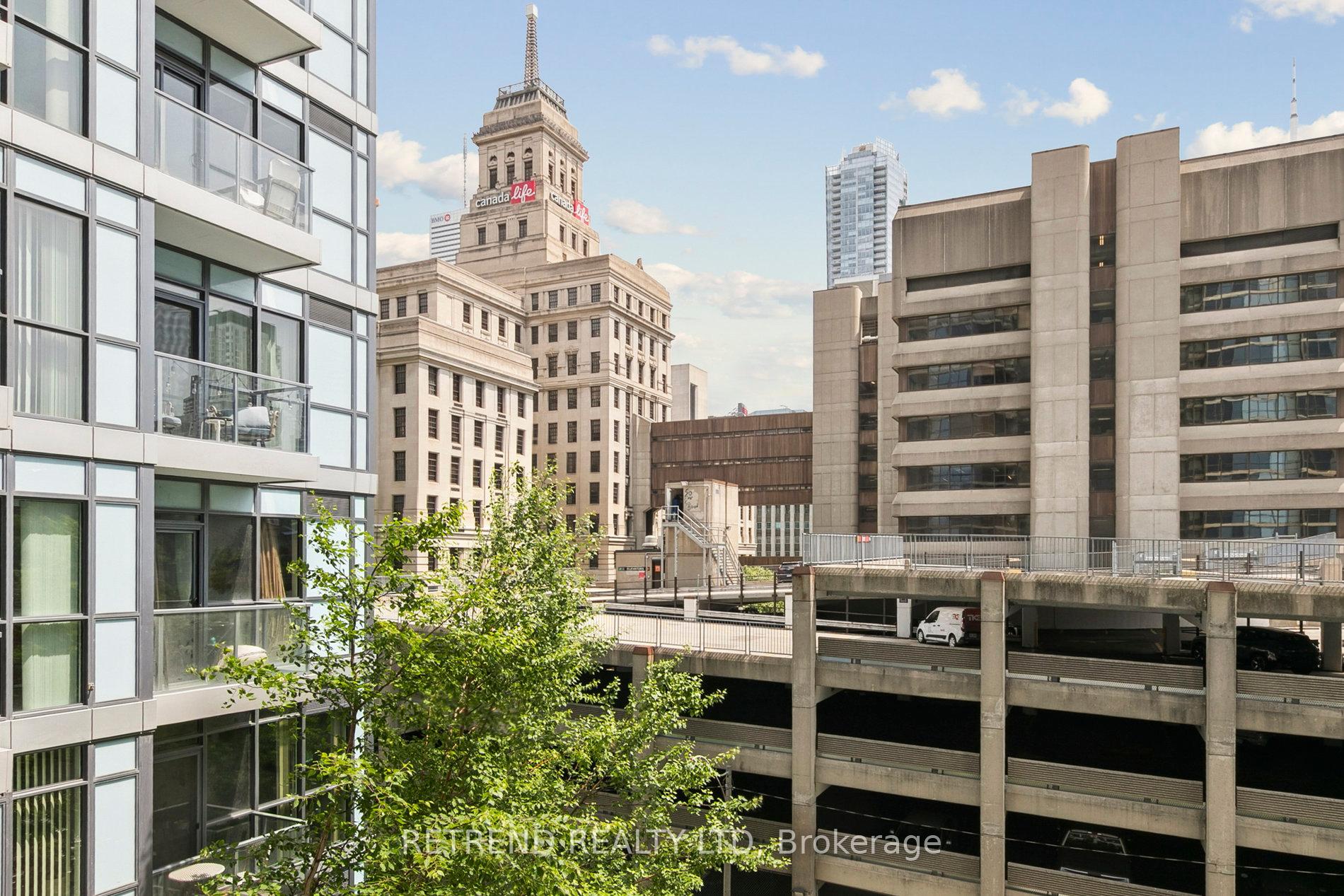 2 Bedrooms Condo at 210 Simcoe, Toronto For sale