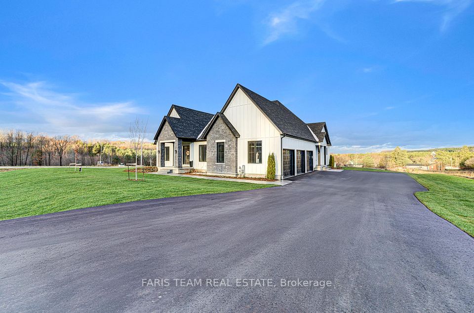 96 Waverly Heights, Tay, ON L0L 1P0