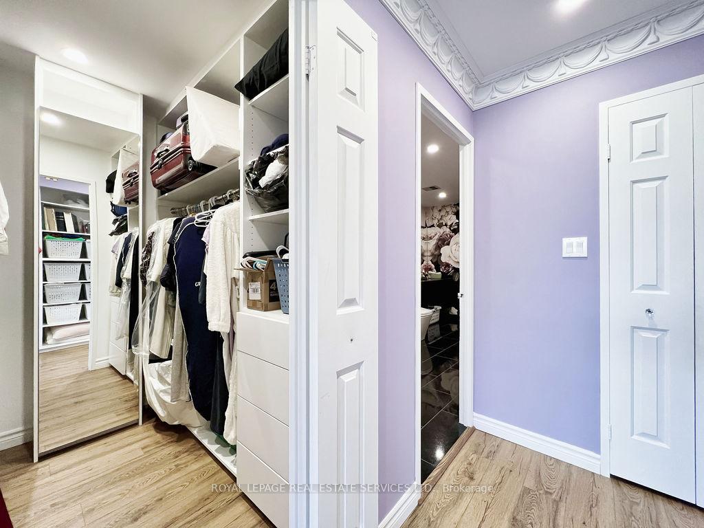 3 Bedrooms Condo at 5444 Yonge, Toronto For sale