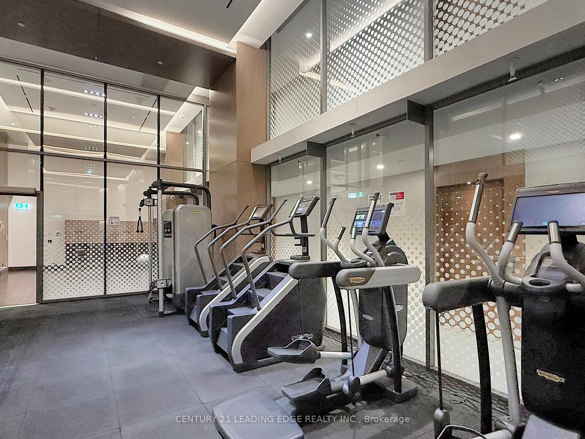 1 Bedroom Condo at 15 Queens,  Toronto For sale