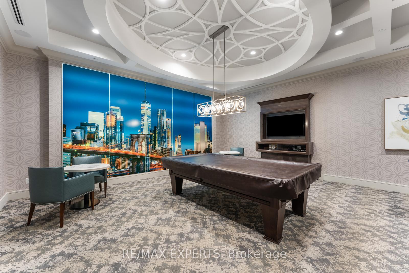 1 Bedroom Condo at 9075 Jane, Vaughan For sale