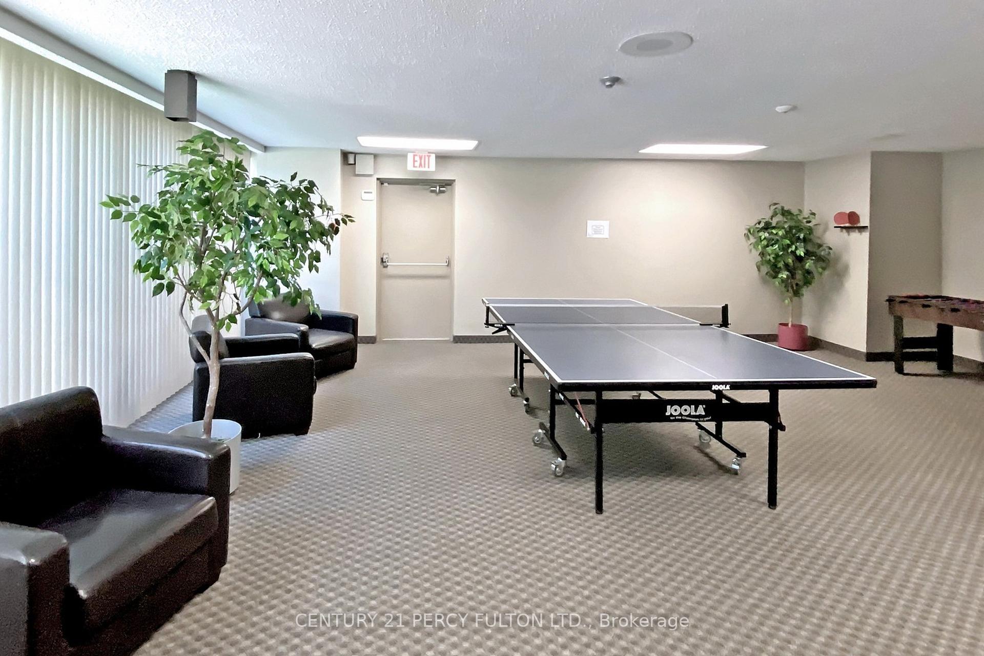 2 Bedrooms Condo at 40 Bay Mills, Toronto For sale