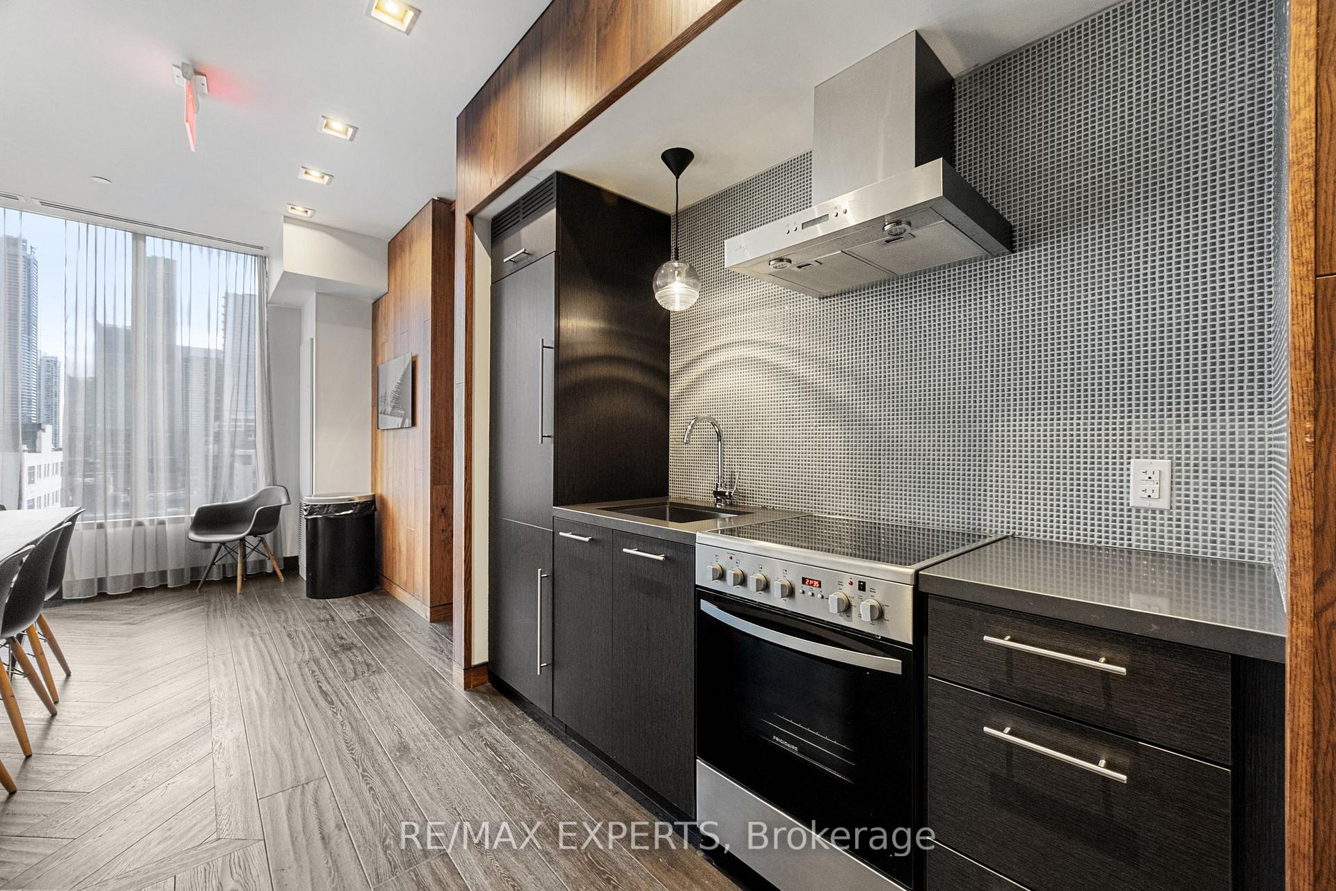 1 Bedroom Condo at 435 Richmond, Toronto For sale