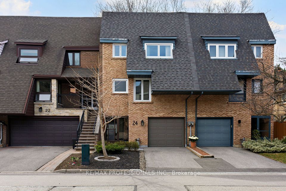 24 Stoneham