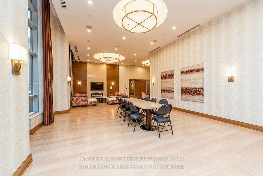 2 Bedrooms Condo at 100 Harrison Garden, Toronto For sale