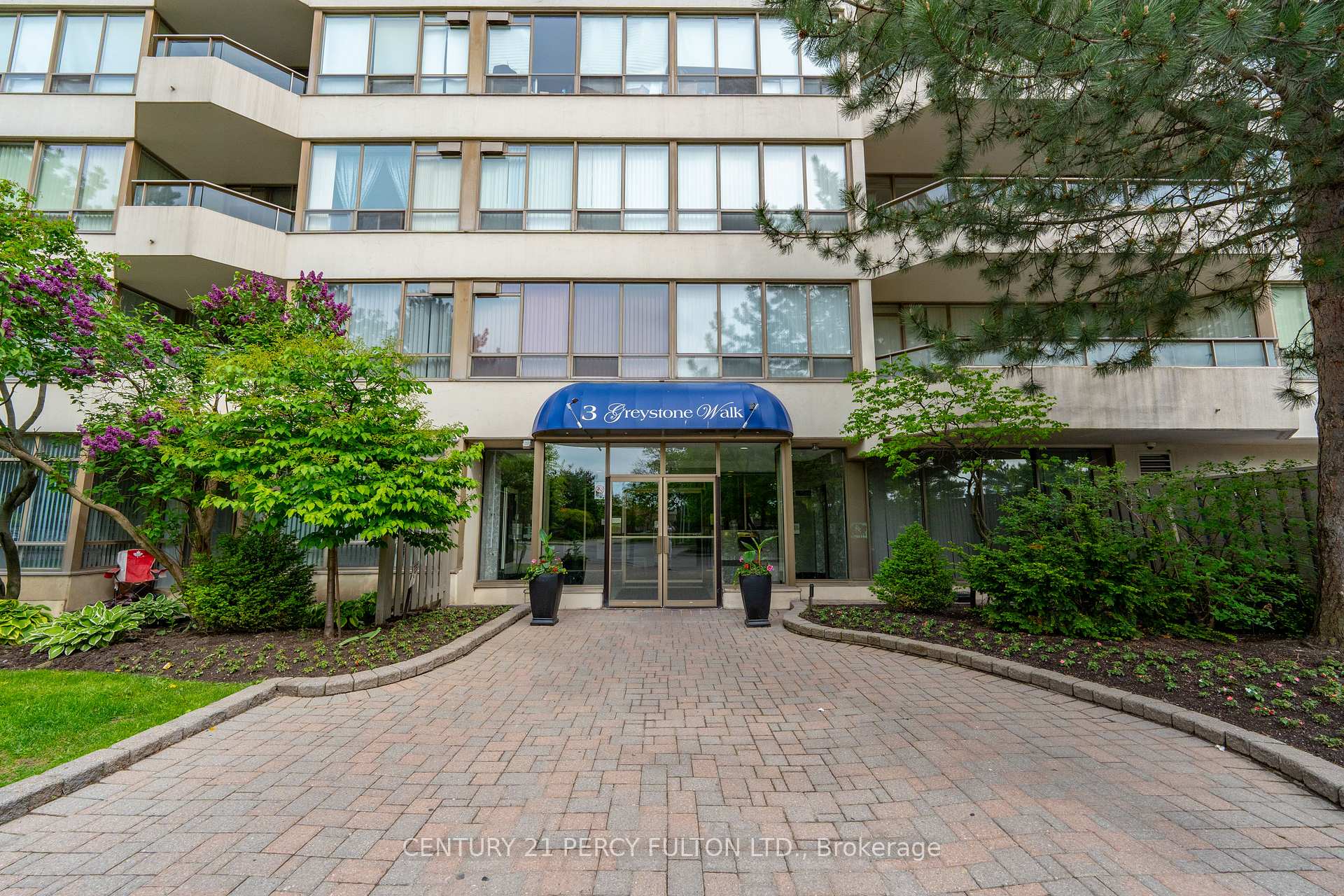 2 Bedrooms Condo at 3 Greystone Walk, Toronto For sale