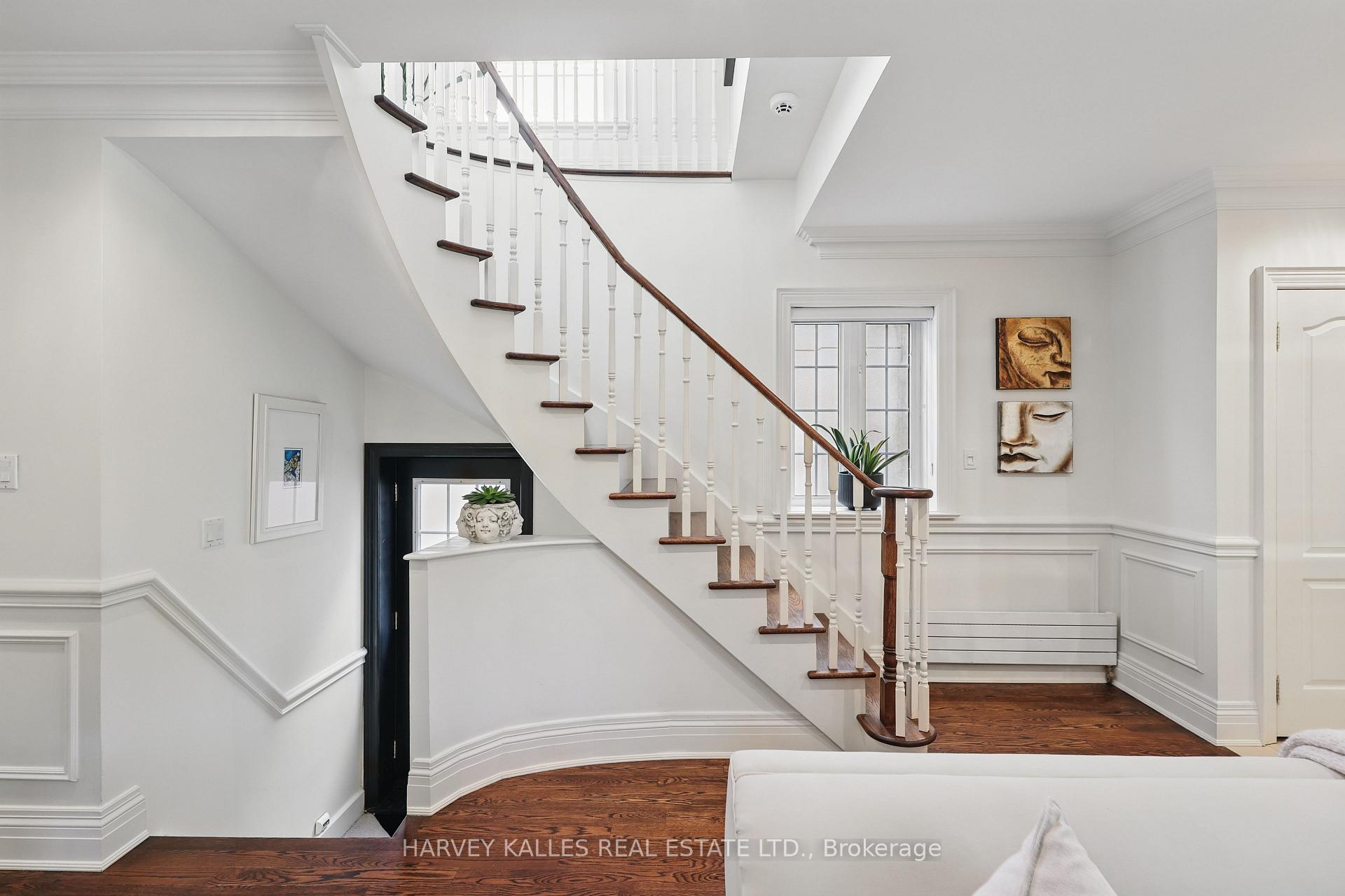 362 Broadway Avenue