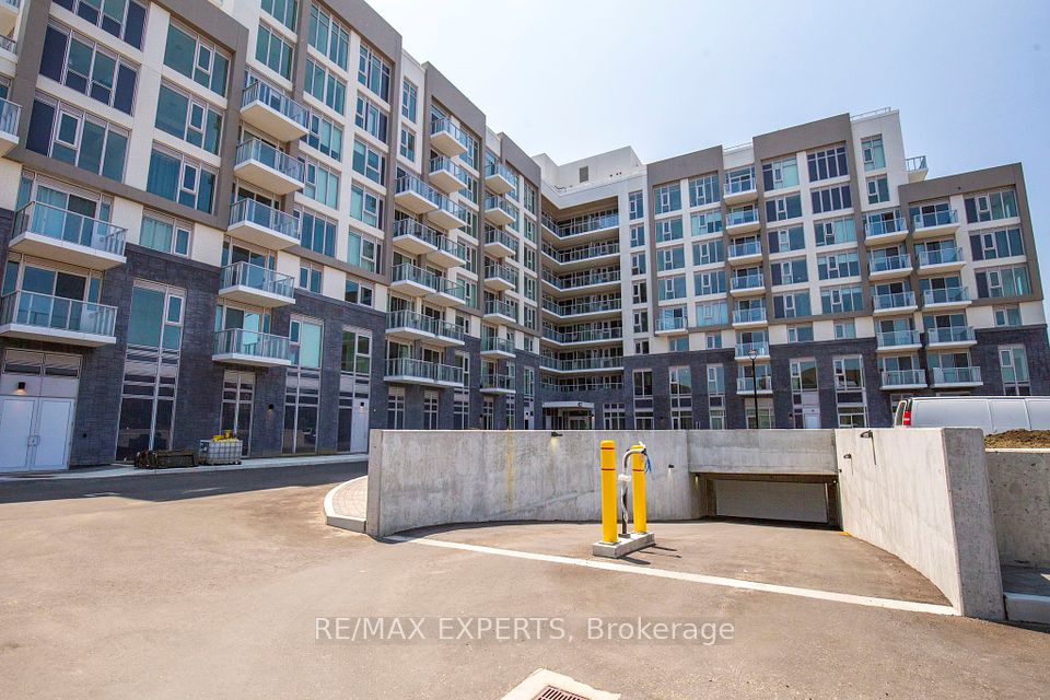#305 - 412 Silver Maple Road, Oakville, ON L6H 7X8