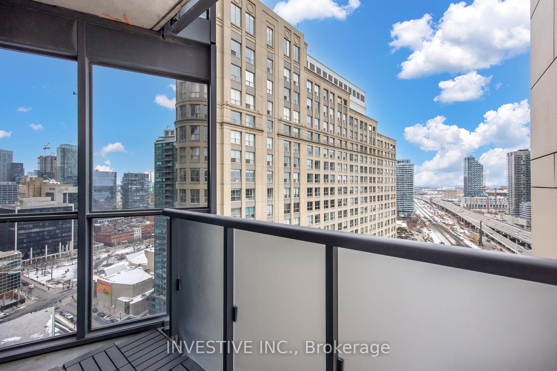 1 Bedroom Condo at 1 The Esplanade,  Toronto For sale