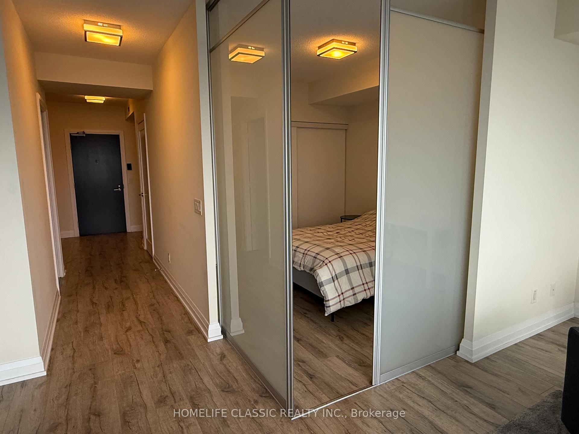 2 Bedrooms Condo at 2 ANNDALE, Toronto For sale