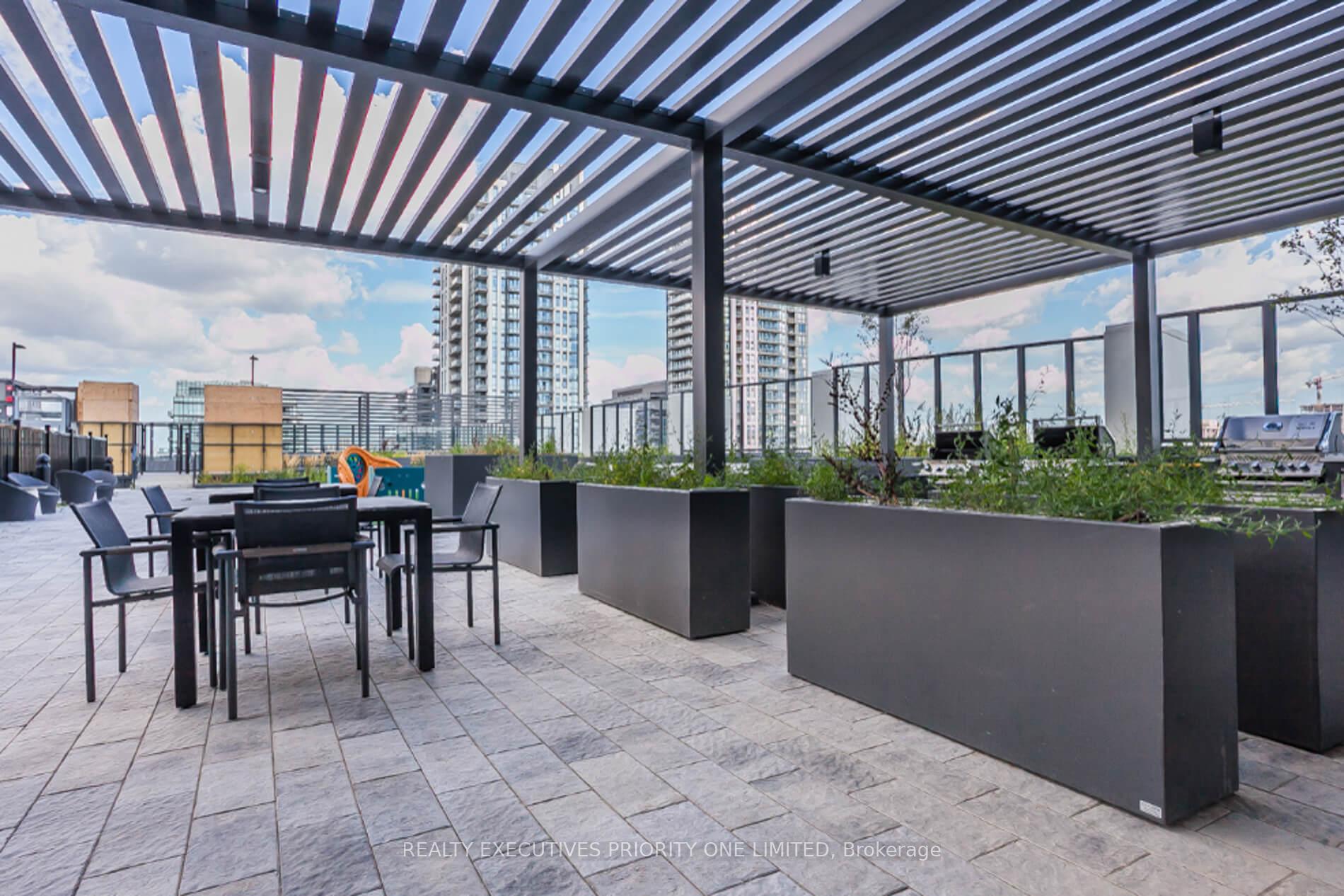 2 Bedrooms Co-op at 36 Zorra, Toronto For sale