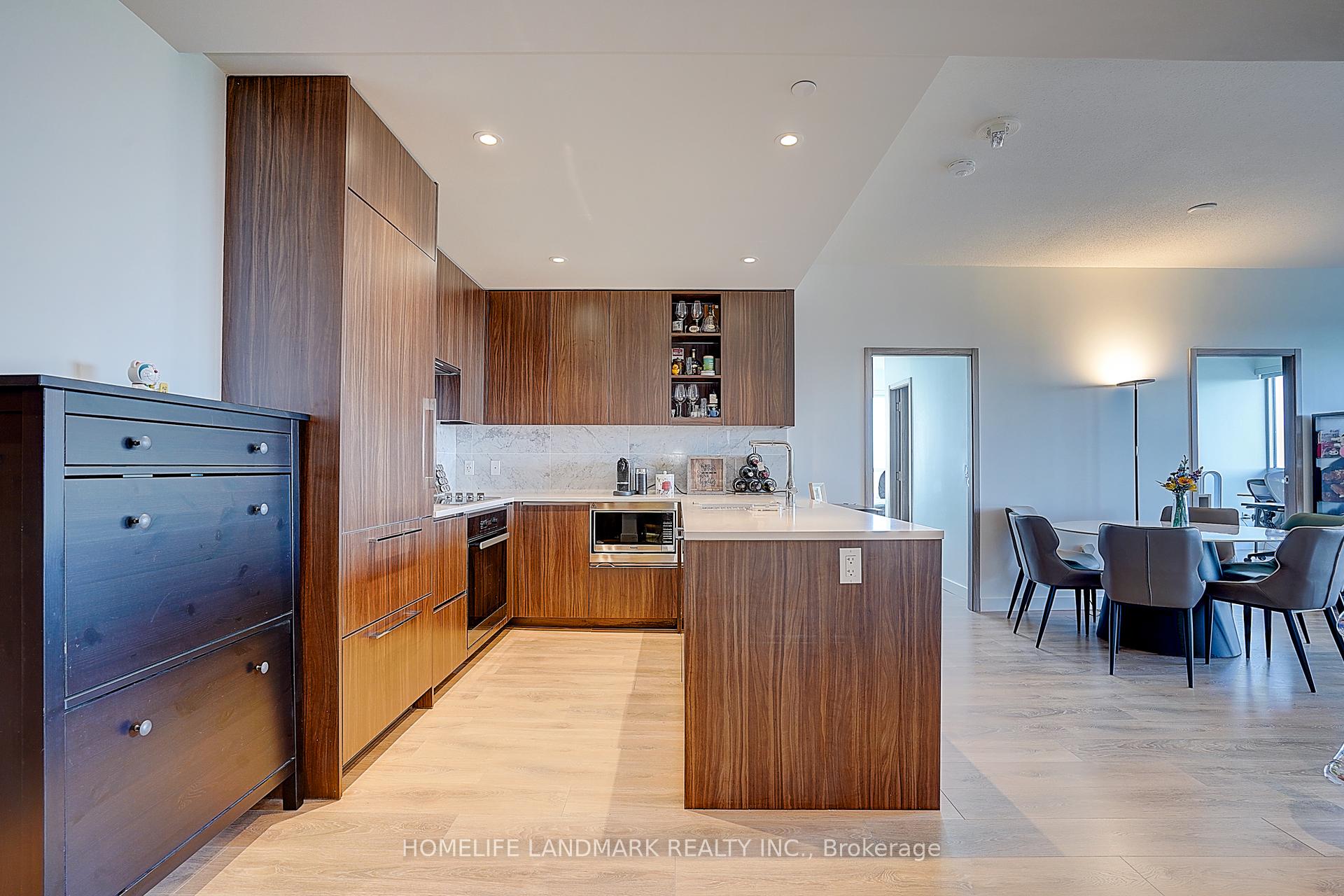 3 Bedrooms Condo at 85 Mcmahon, Toronto For sale