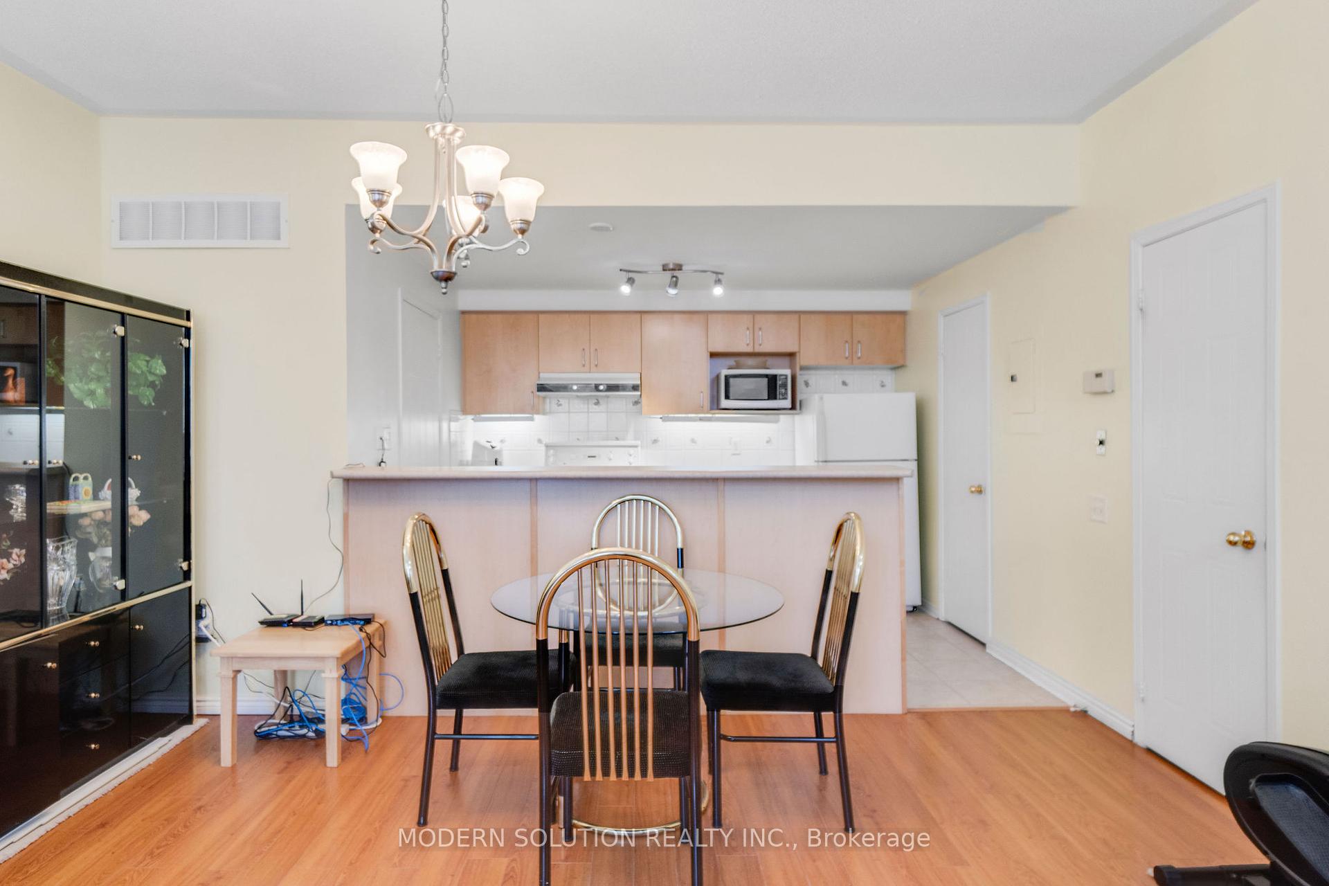 2 Bedrooms Condo at 760 Lawrence, Toronto For sale