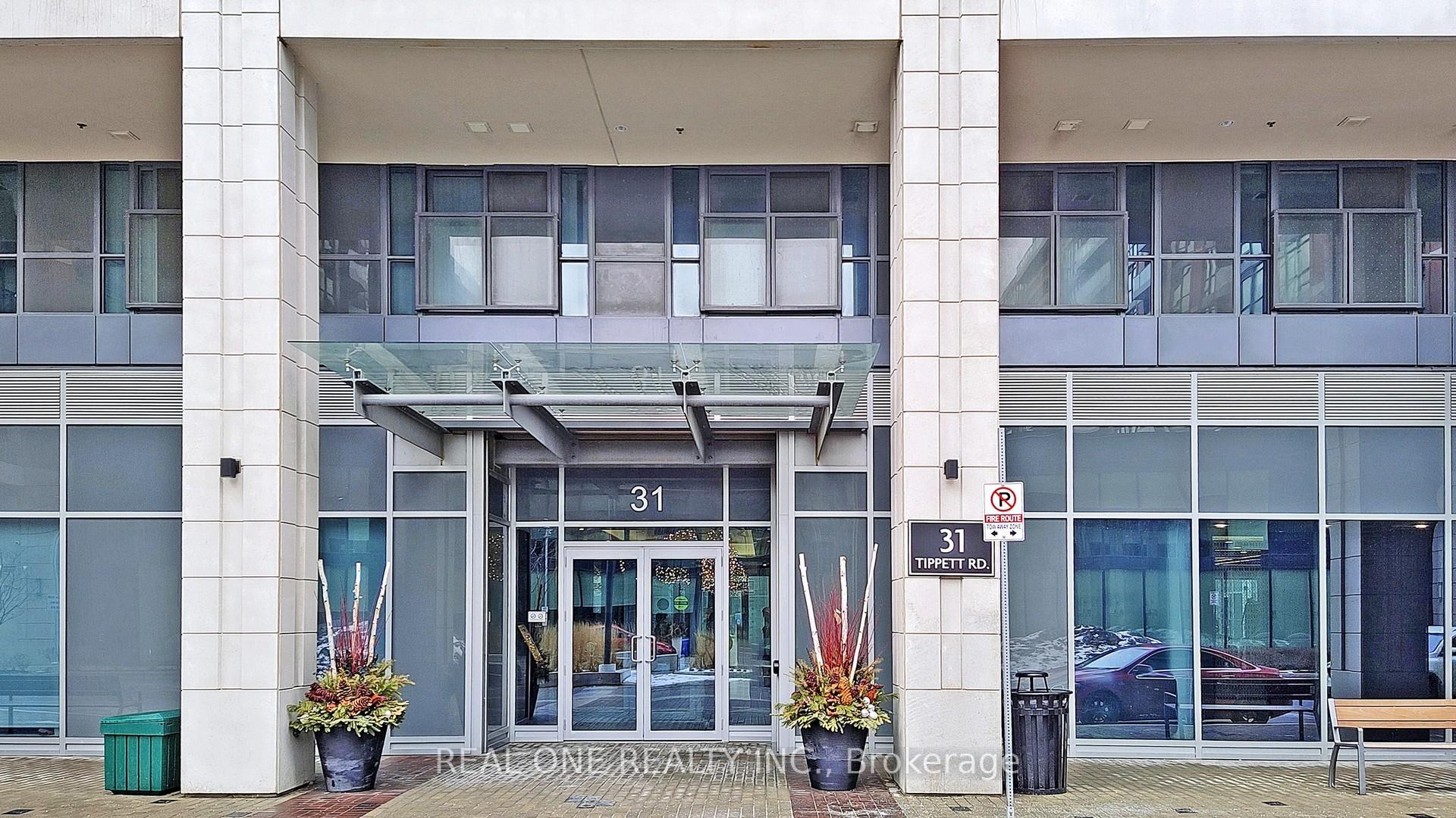 2 Bedrooms Condo at 31 Tippett, Toronto For sale