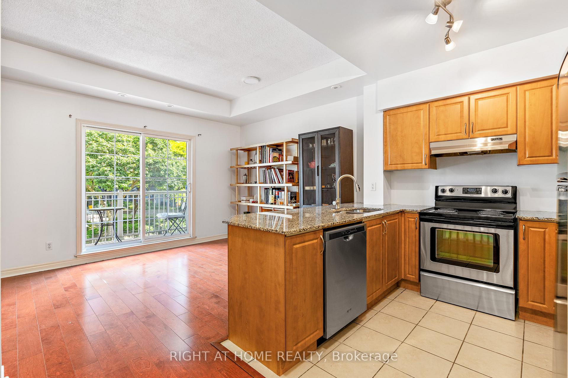 3 Bedrooms Condo at 205 Wellesley, Toronto For sale