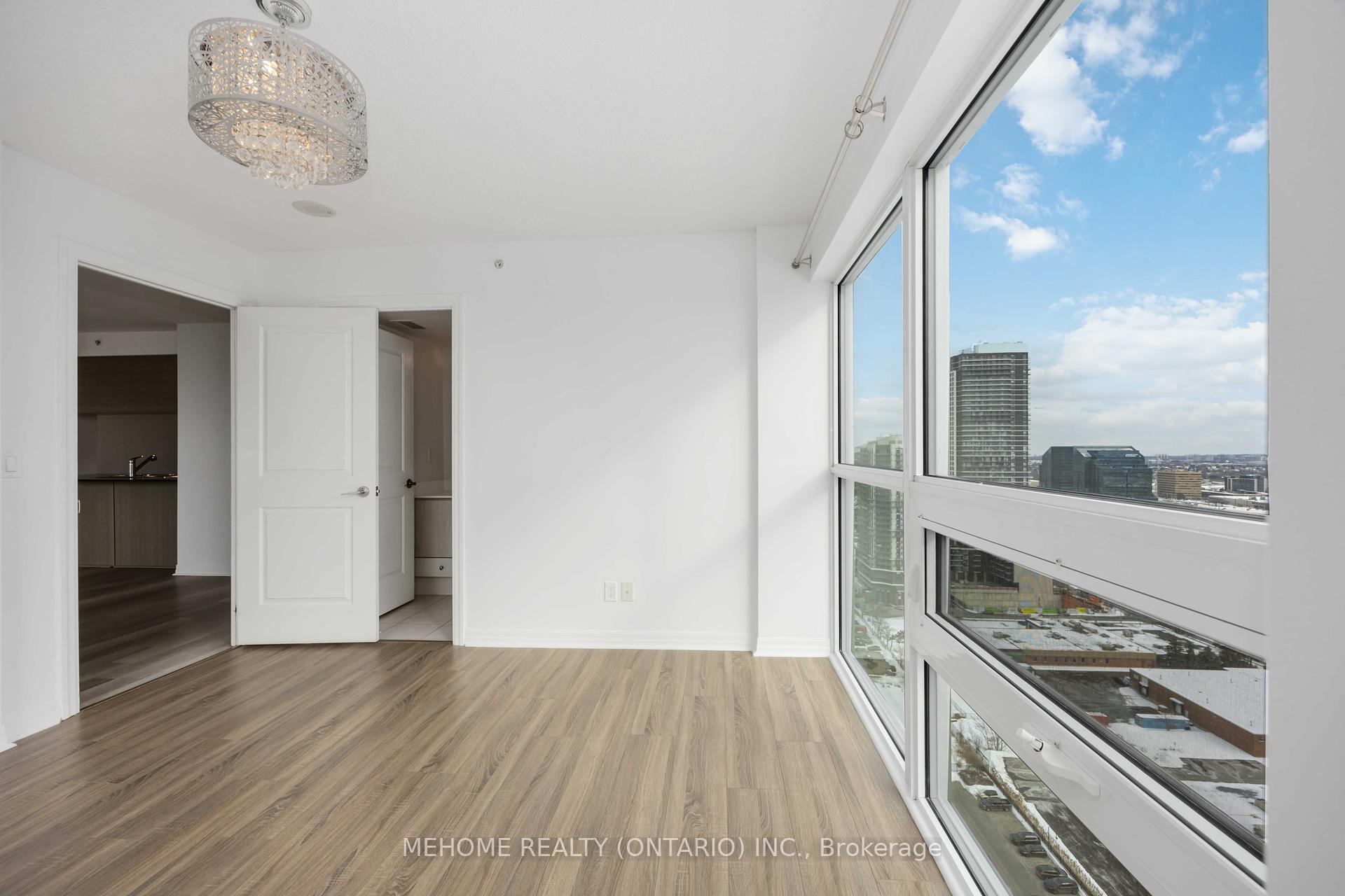 2 Bedrooms Condo at 275 Yorkland, Toronto For sale