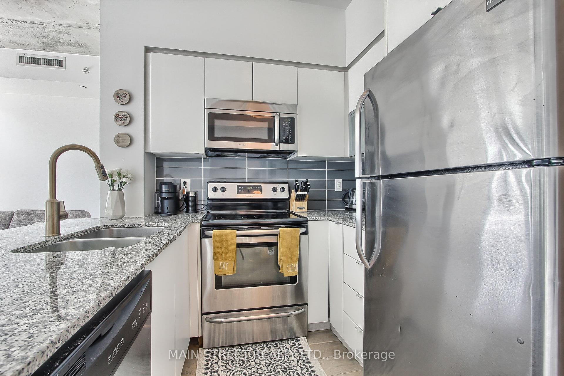 2 Bedrooms Condo at 150 East Liberty,  Toronto For sale