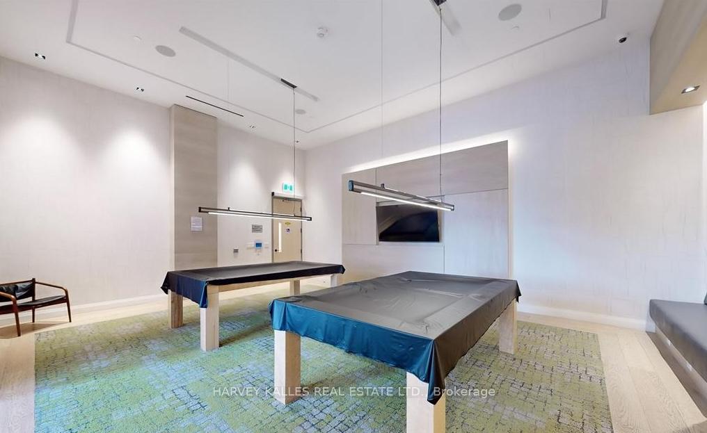 4 Bedrooms Condo at 60 George Butchart, Toronto For sale