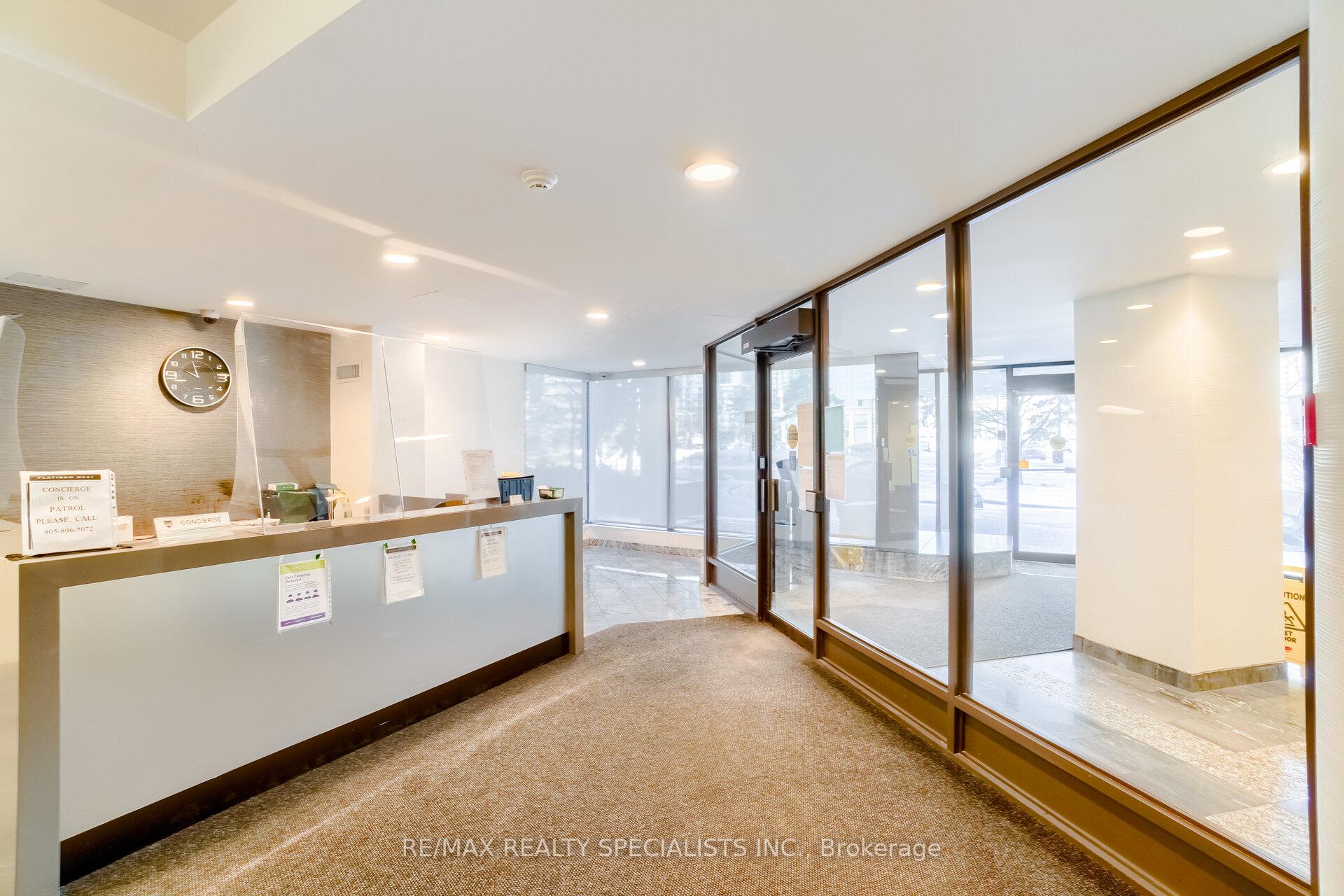 3 Bedrooms Co-op at 350 Webb, Mississauga For sale