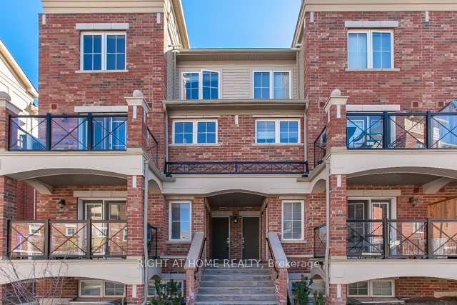 Property at #21 - 35 Hays Boulevard, Oakville, ON L6H 0J1