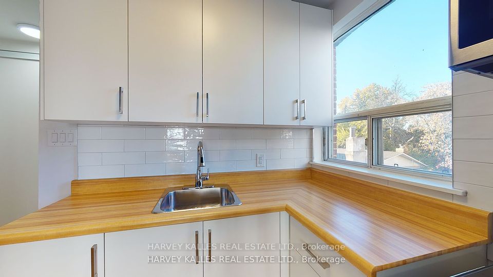 399 Dupont Street 102