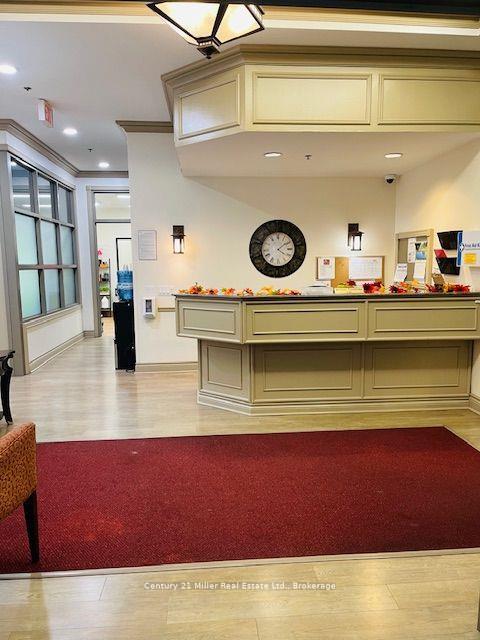 2 Bedrooms Condo at 100 Burloak,  Burlington For sale