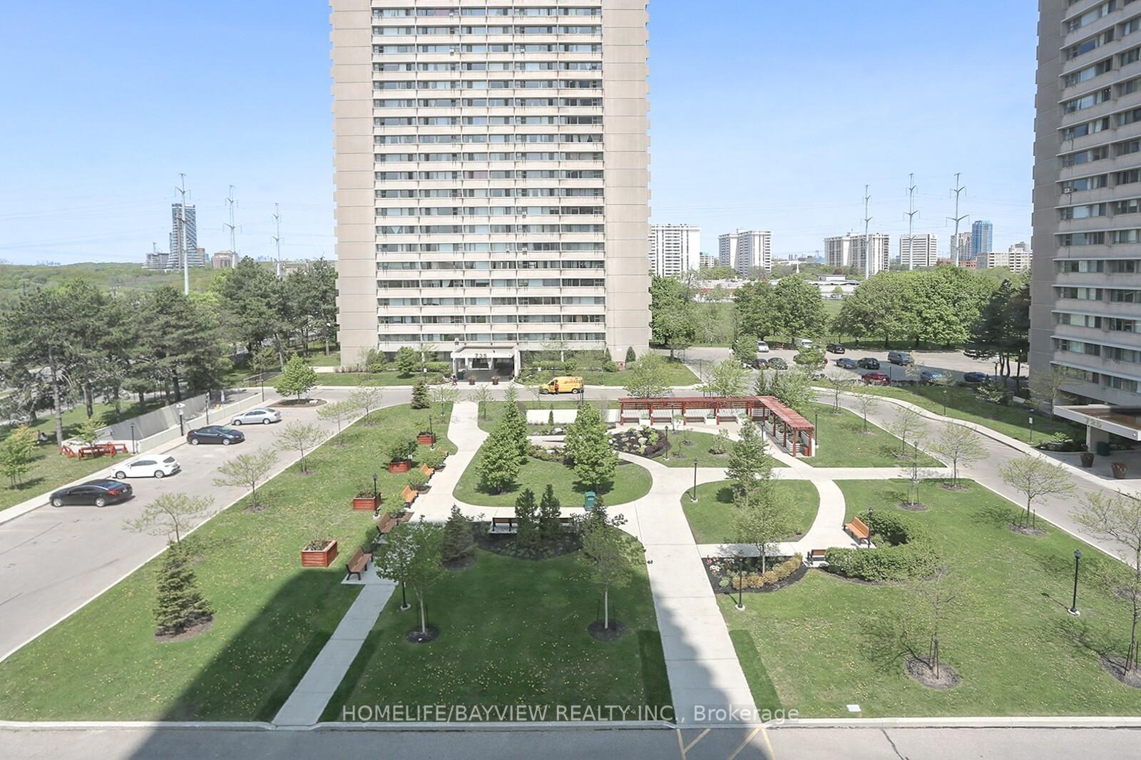 2 Bedrooms Condo at 715 Don Mills,  Toronto For sale