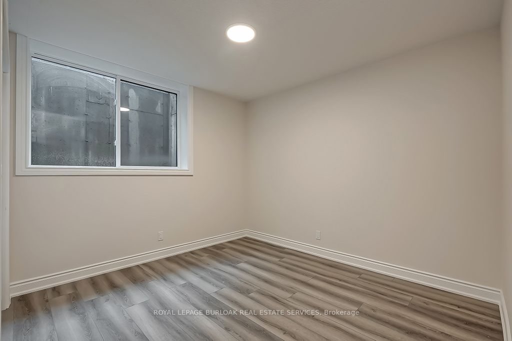 261 King Street E, #0C