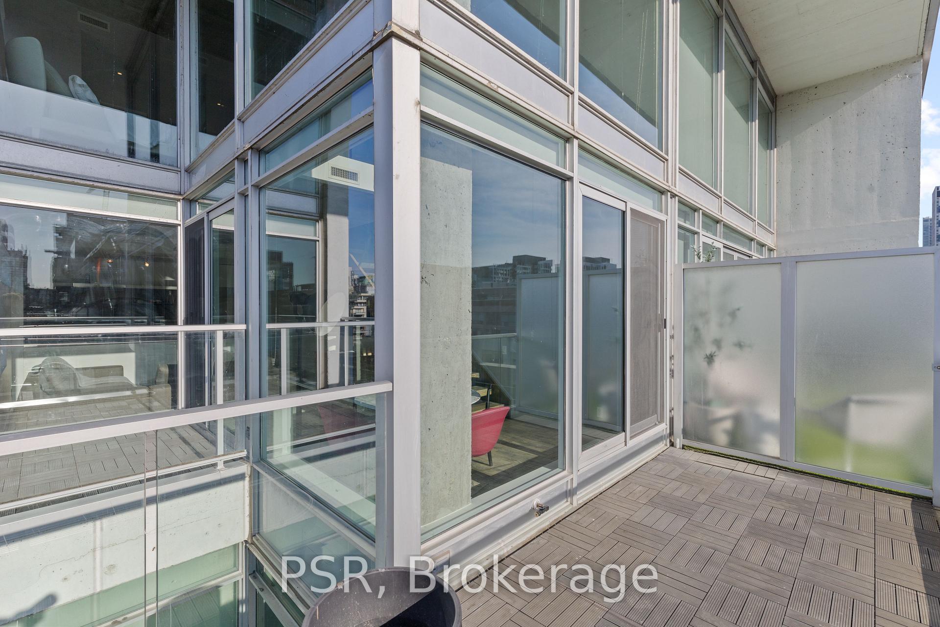 2 Bedrooms Condo at 75 Portland, Toronto For sale