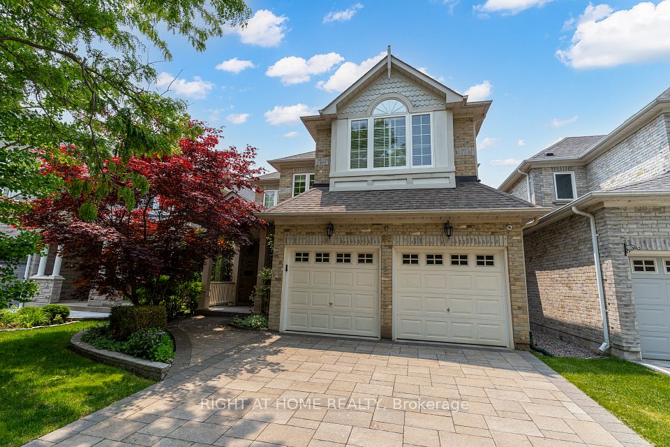26 Greencroft