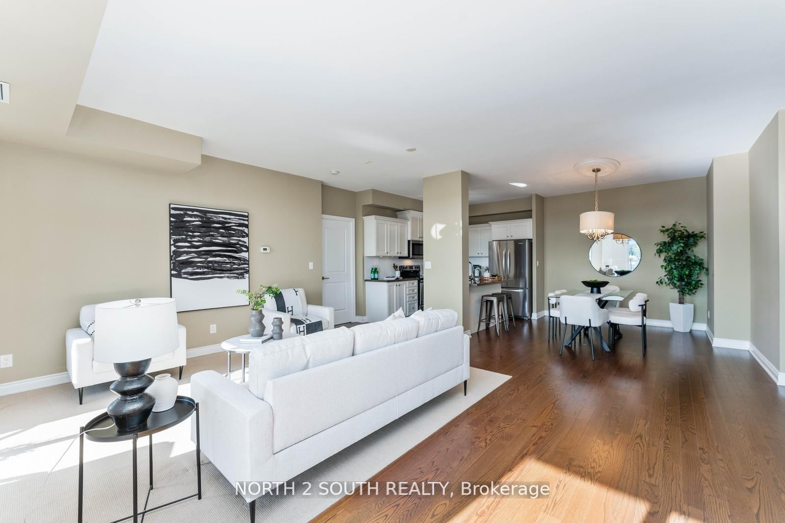 281 Woodbridge Avenue, #521