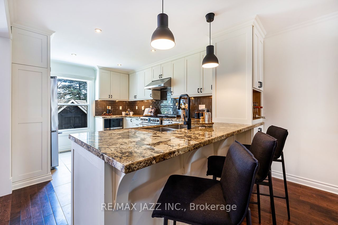 3 Rosewood Court